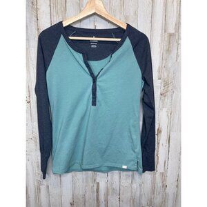 Ascend xs long sleeve blue top